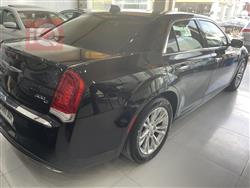 کرایسلەر 300